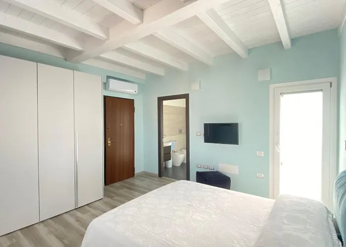 Luce Oda ve Kahvaltı 3*